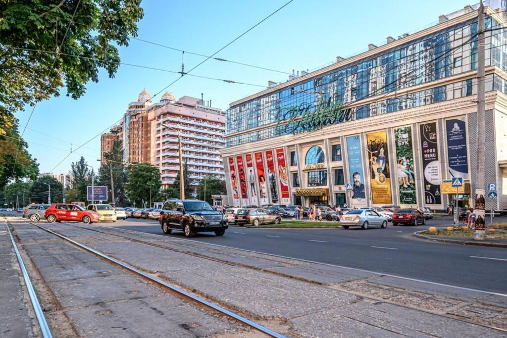 Комфортные Апартаменты 36 Жемчужина Odesa Exterior photo